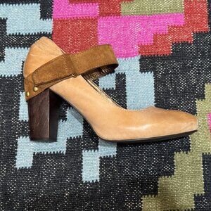 APEPAZZA Bergamo Single Strap Leather Mary Jane Pump Heel Shoe, 9.5, Camel
